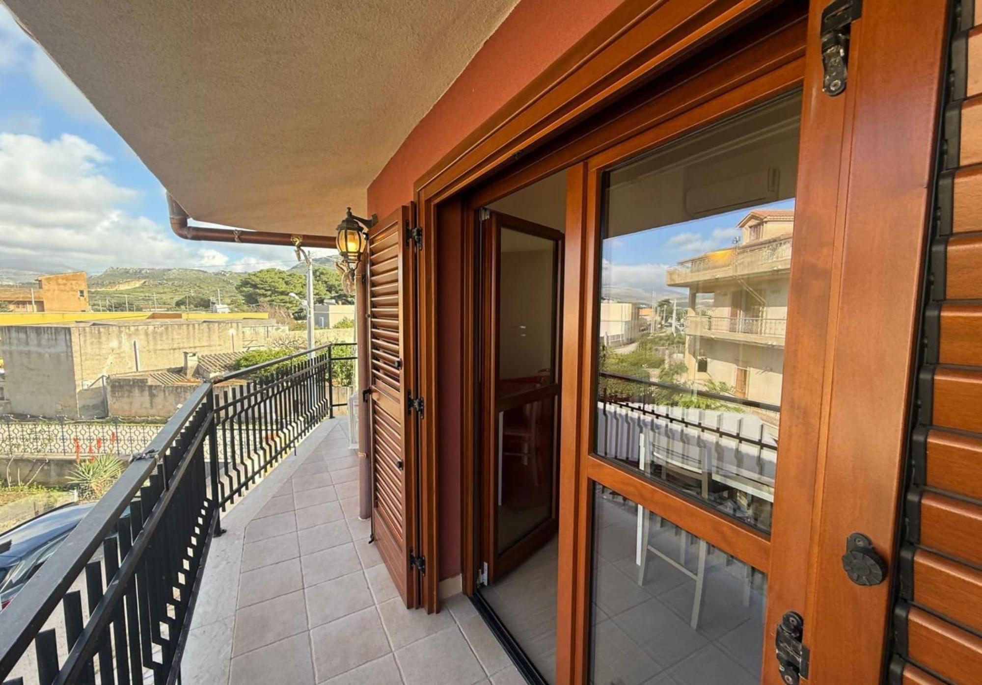 Semplice Bnb Bonagia Valderice Rum bild